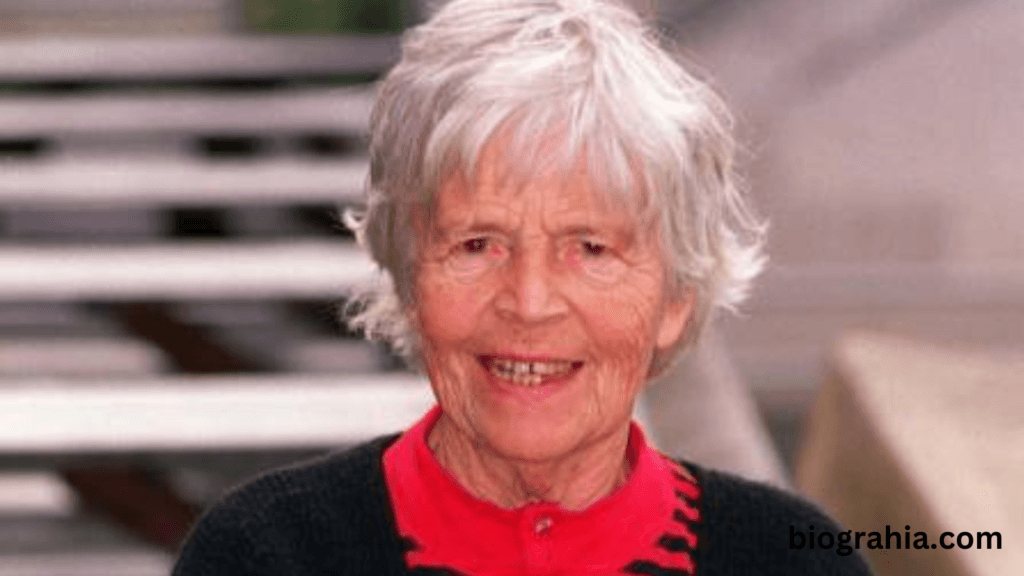Patricia Hayes